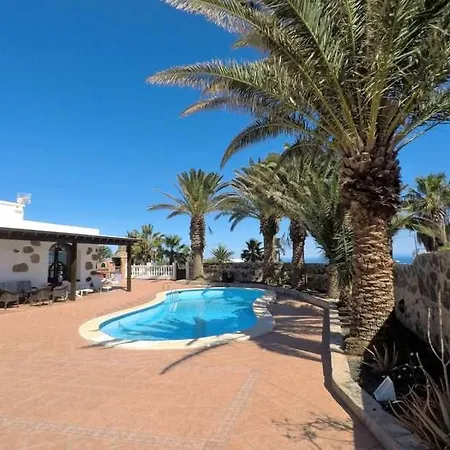 Casa Palmeral Mácher