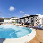 Casa Palmeral Willa Mácher