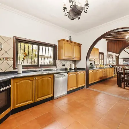 Casa Palmeral Willa Mácher