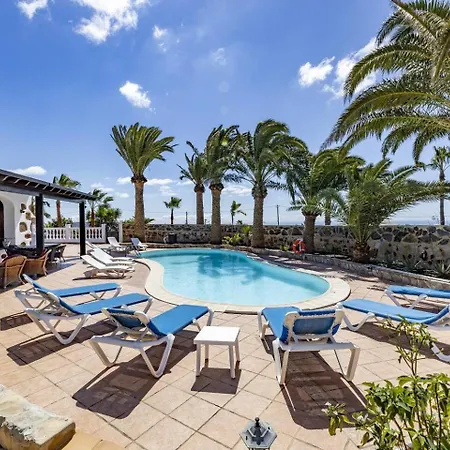 Casa Palmeral Willa *