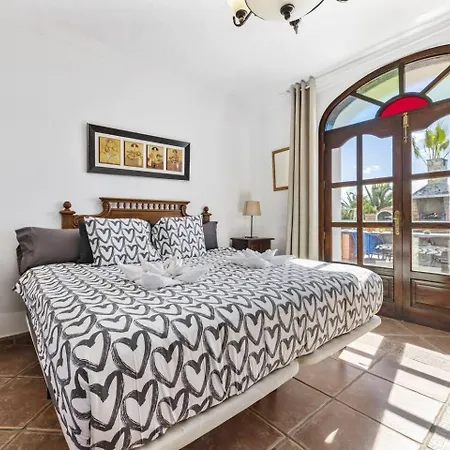 Casa Palmeral Mácher