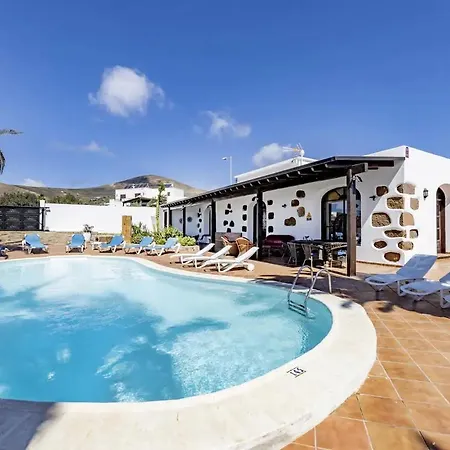 Casa Palmeral Villa Mácher