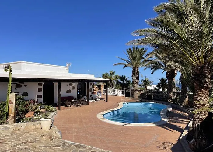 Casa Palmeral Mácher